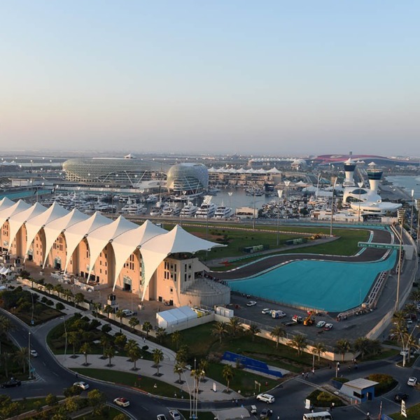 Formula One World Championship, Rd19, Abu Dhabi Grand Prix, Race, Yas Marina Circuit, Abu Dhabi, UAE, Sunday 23 November 2014.